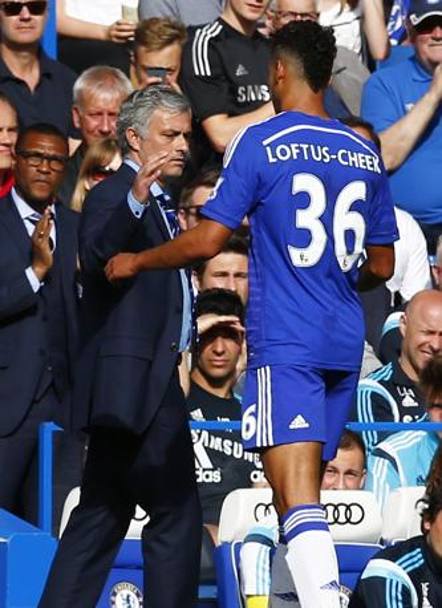 Loftus-Cheek, centrocampista classe &#39;96, ha esordito nel Chelsea con Mourinho. Reuters